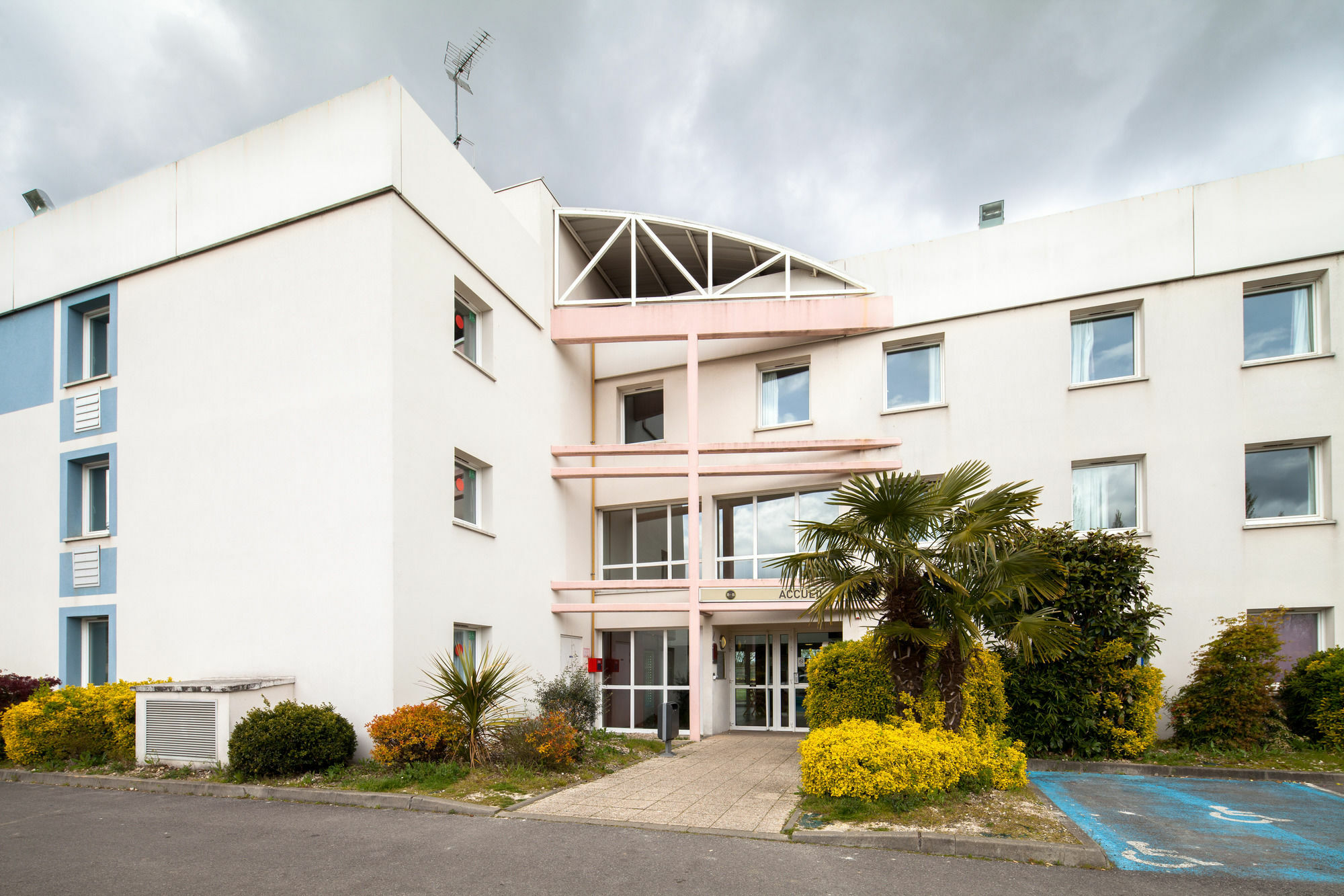 B&B Hôtel BEAUVAIS Allonne  Ngoại thất bức ảnh